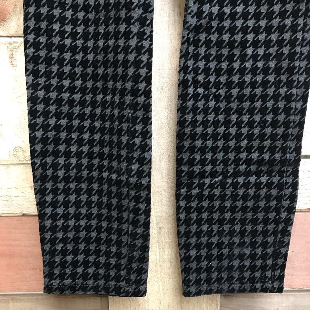 Black & Gray Pants Houndstooth - Picture 2 of 7